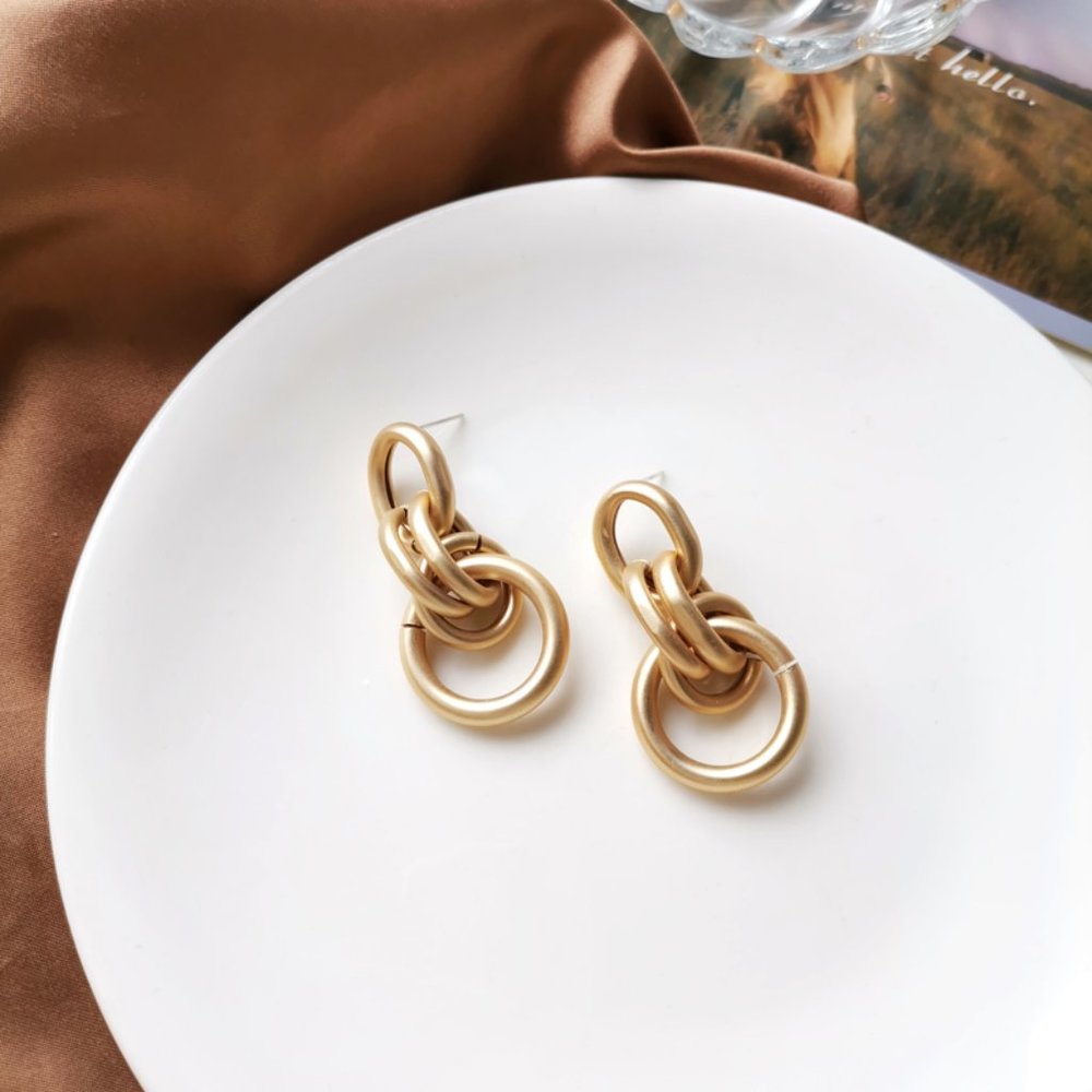 đź’™Last one đź’•Geometric Circles Chain Drop Earrings - Picture 8 of 14